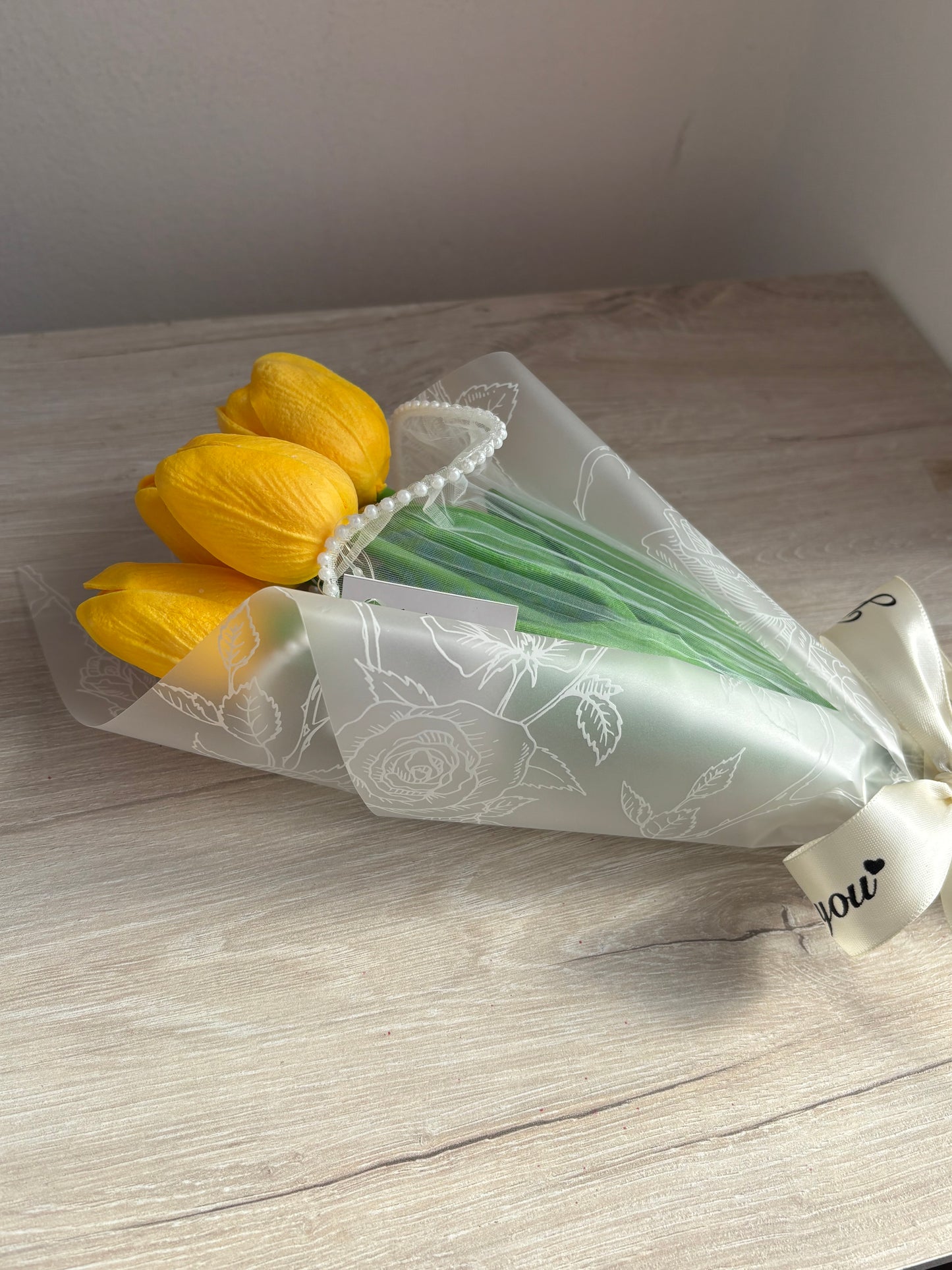 5 Tulipanes eternos con luces 💐✨