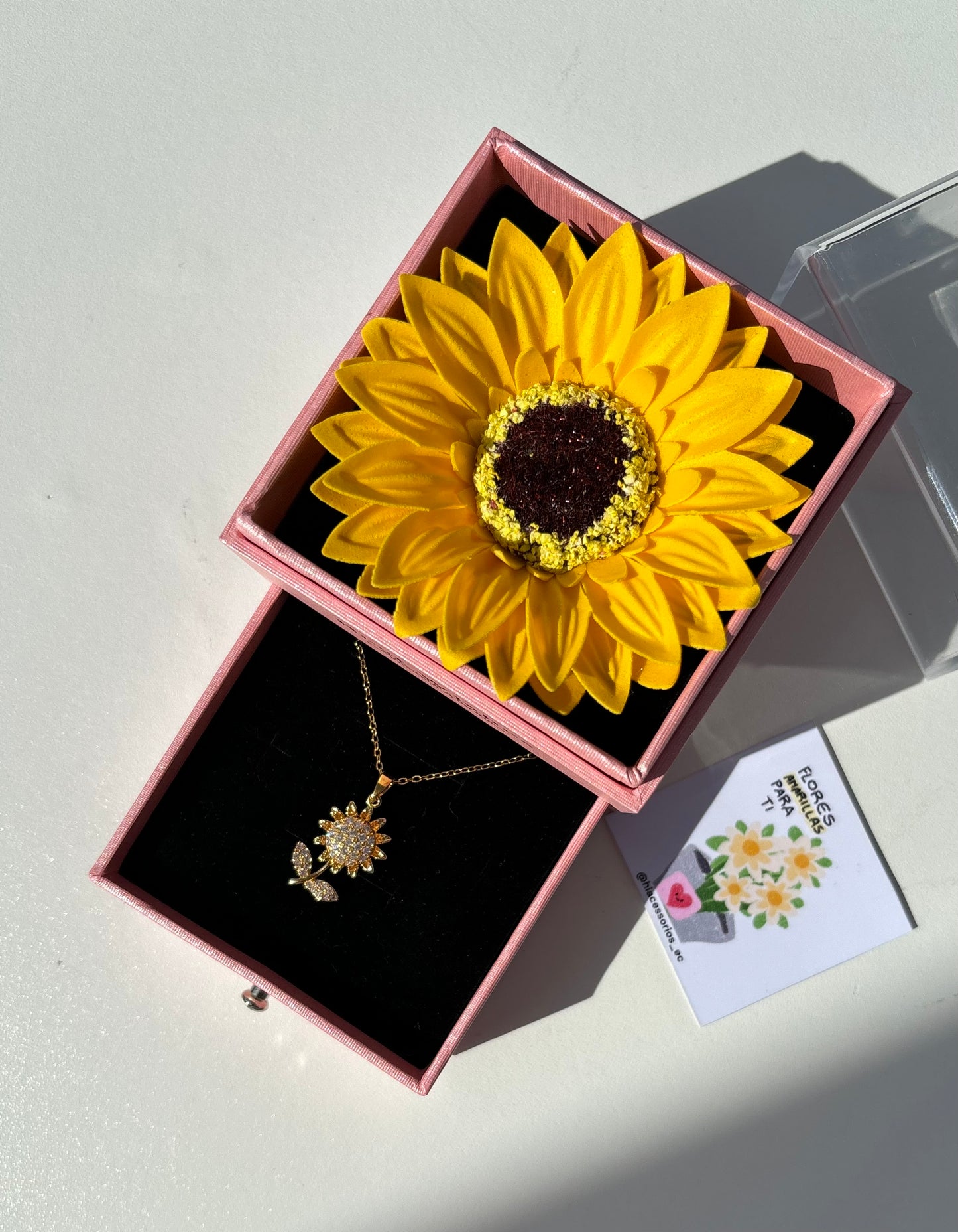 Cofre girasol eterno+ collar 💗🌻