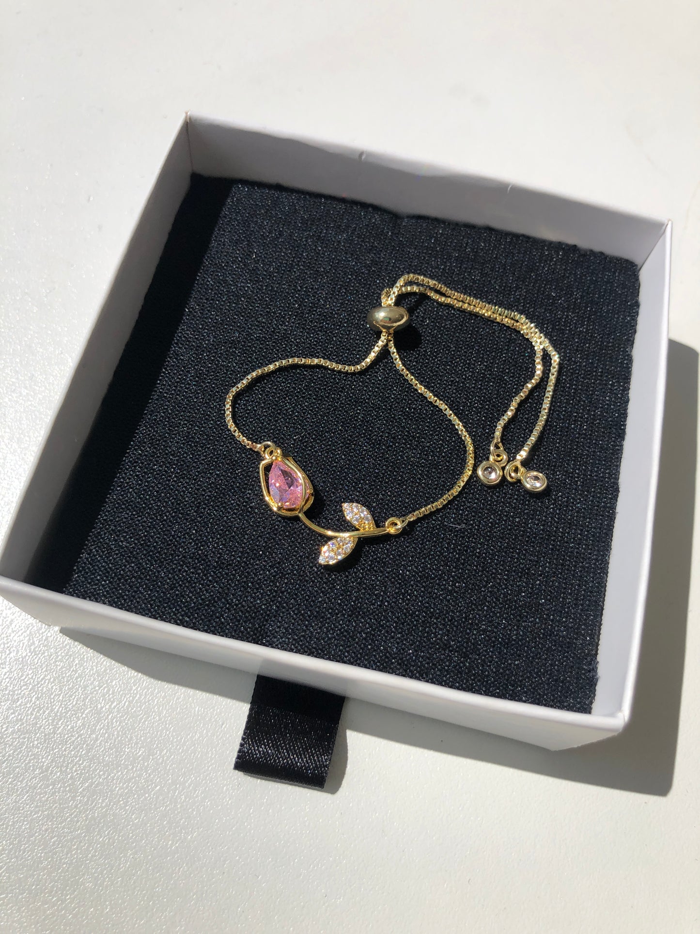 Pulsera tulipán 🌷💞| con caja GRATIS ✨