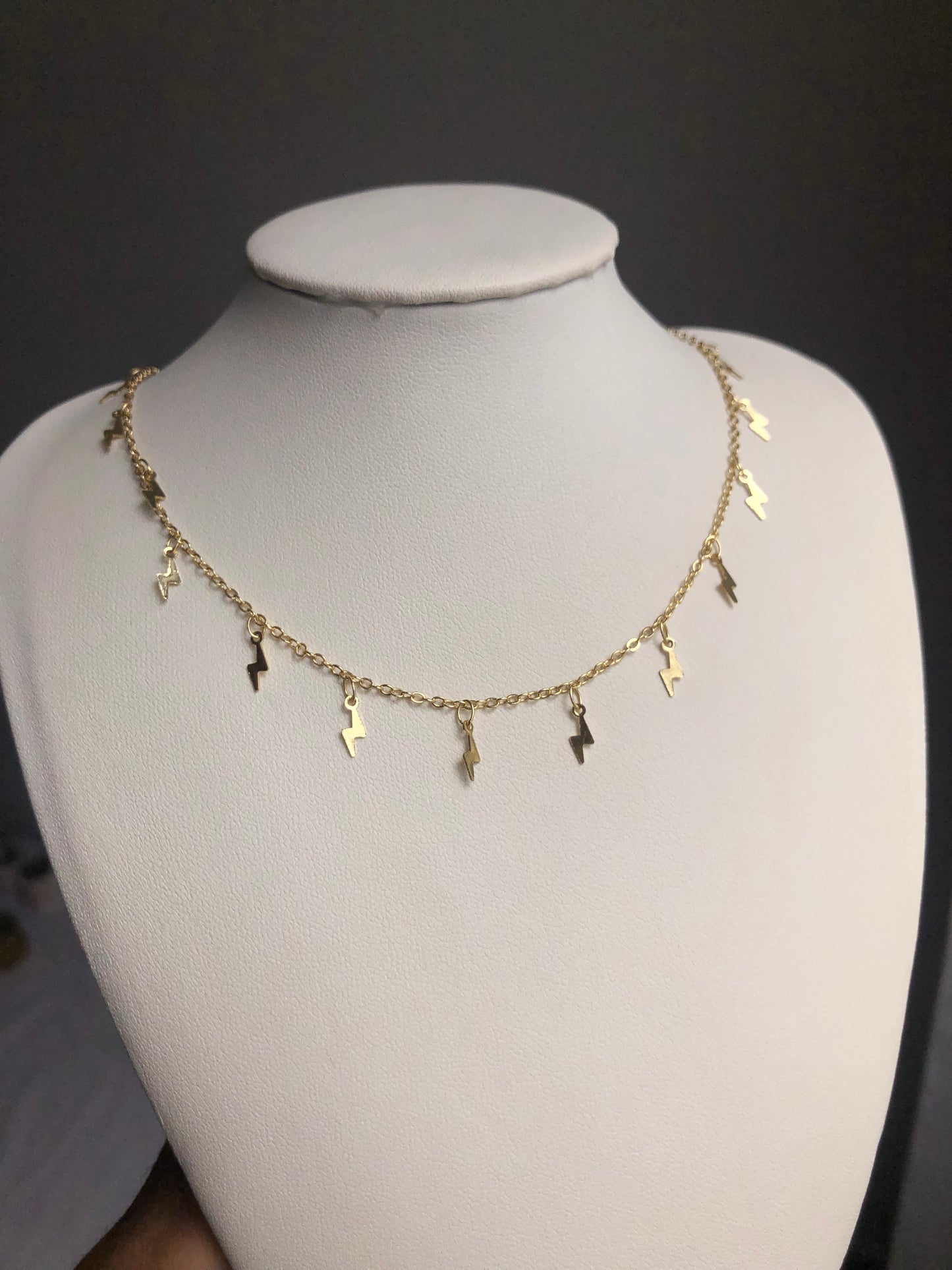 Chocker Rayo ⚡